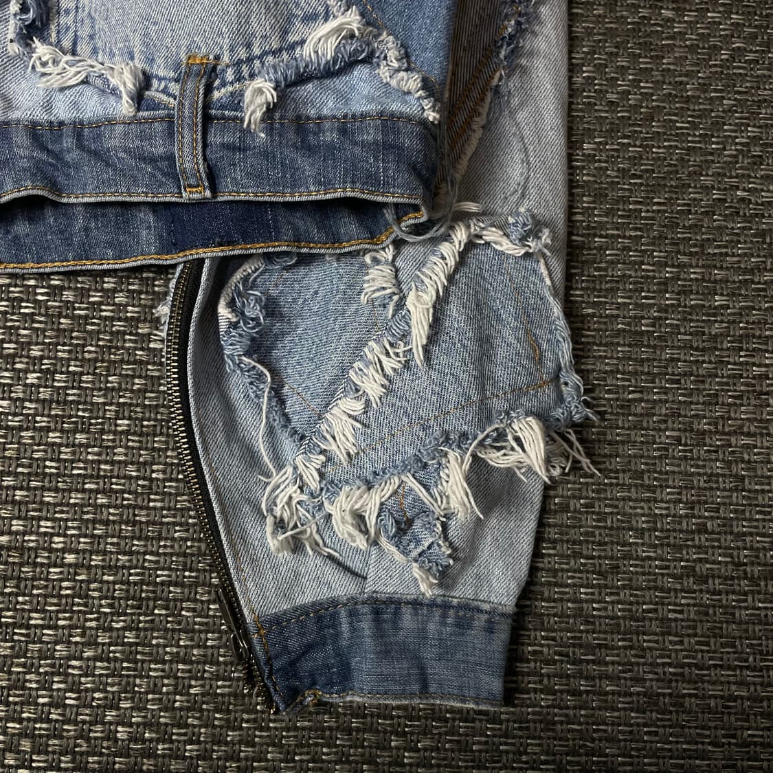 빈티지 연청 커스텀 패치워크 데님 자켓 상품이미지4