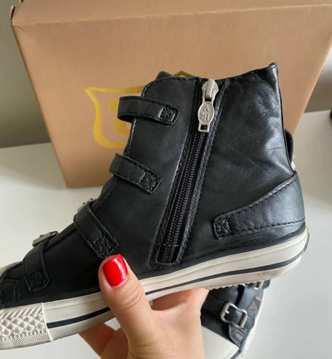 ASH 아쉬 스터드 하이탑 스니커즈 38 상품이미지4