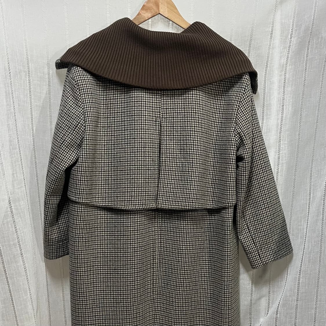 [새제품] COMING STEP 하운즈투즈 체크 하이넥 울혼방 코트 상품이미지3