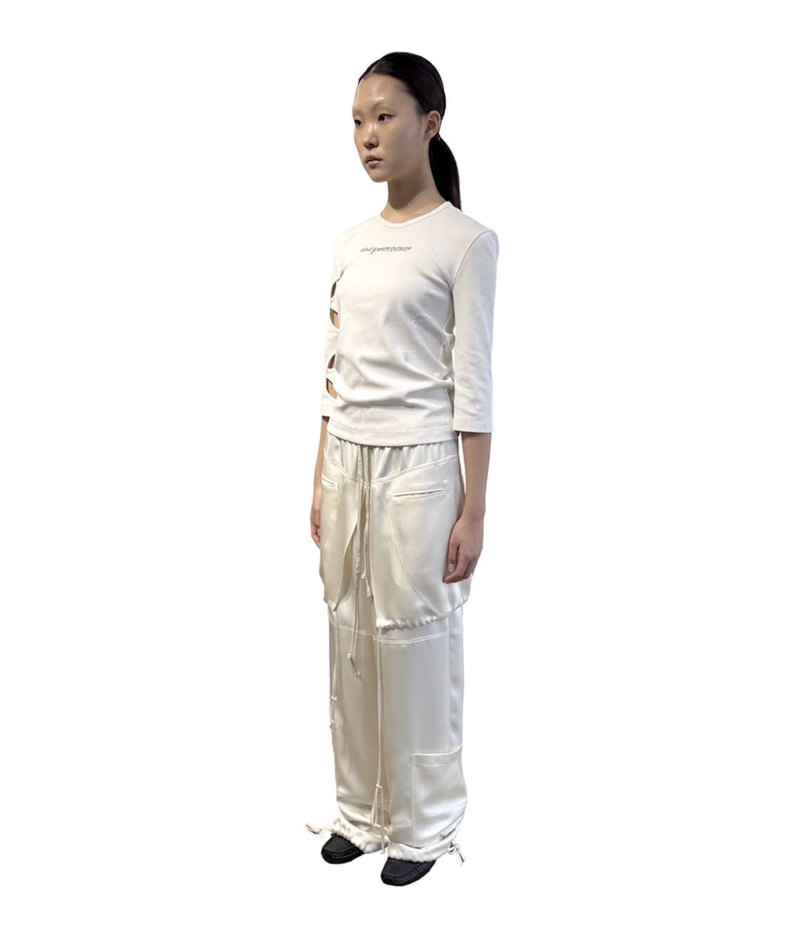 오들리워크샵 cutout tee 상품이미지2