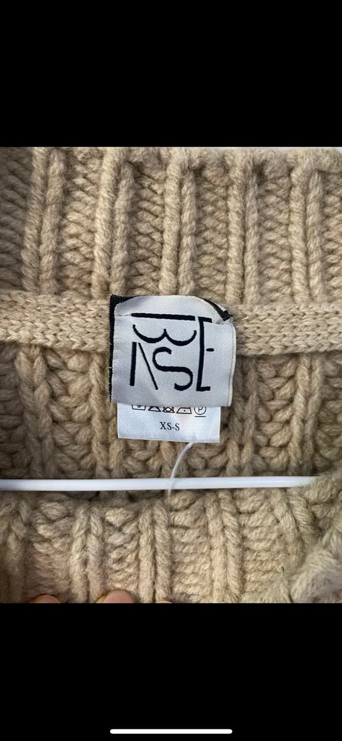 베이스레인지 오버사이즈 니트 상품이미지3