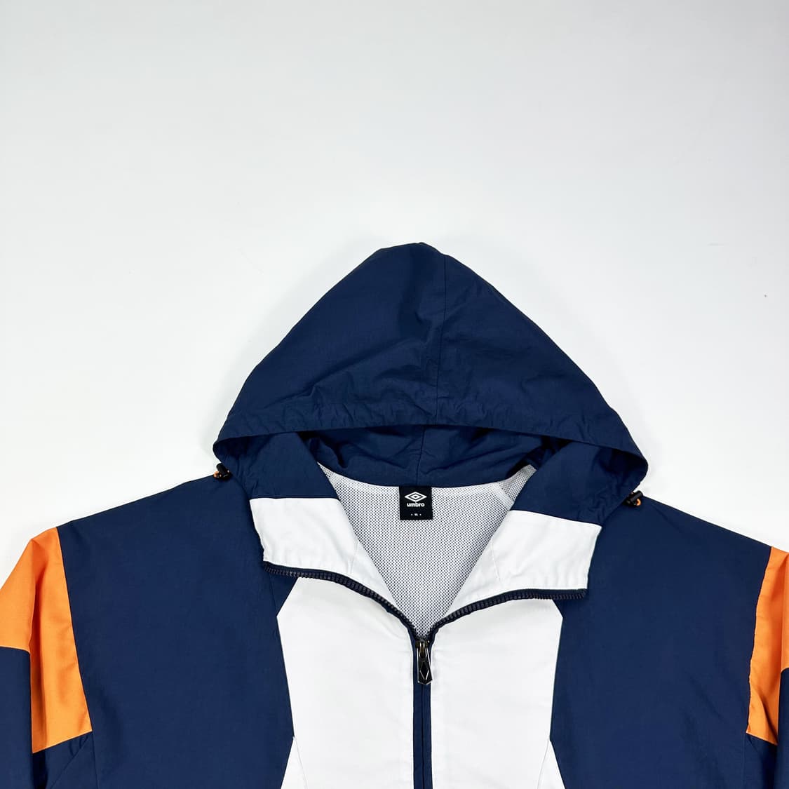 엄브로 다이아로고 반집업 바람막이 웜업 (M) 상품이미지1