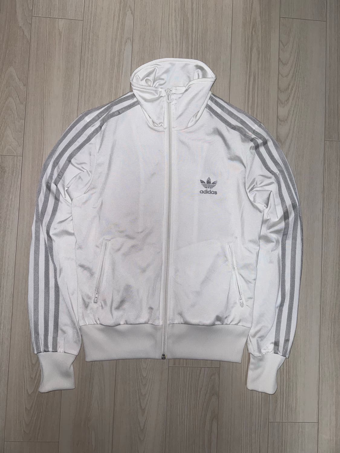 아디다스 화이트 실버 크롭 져지 36 빈티지 갸루 대대장 상품이미지1