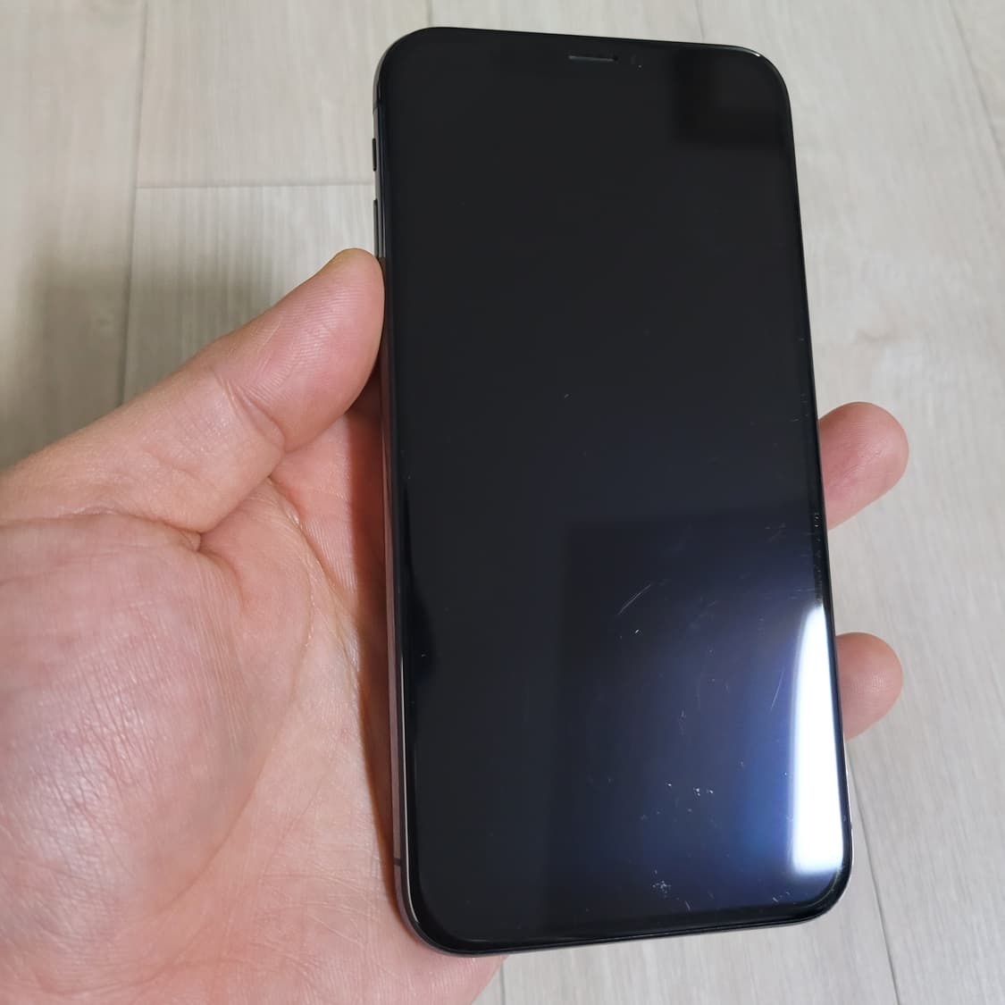 아이폰X 스페이스 그레이 색상 64GB 상품이미지2