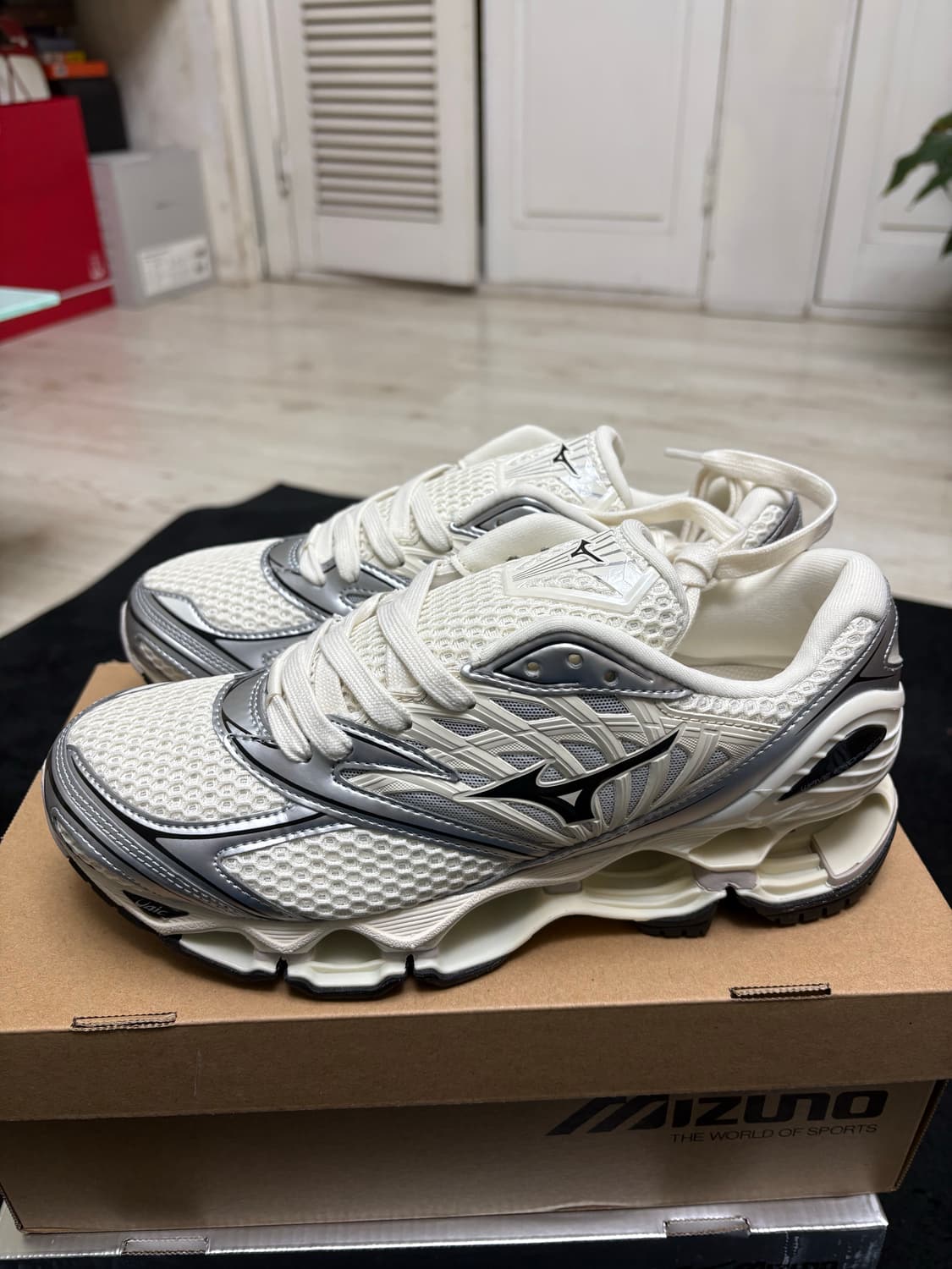 미즈노 웨이브 프로페시 LS 260 상품이미지1