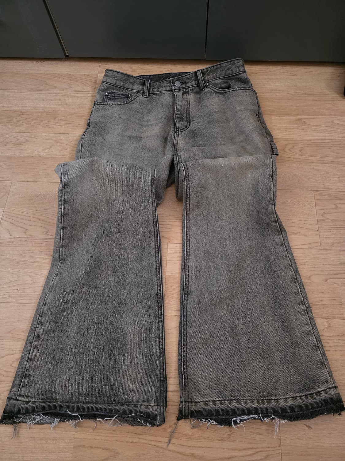 에모스탠스 플레어진 상품이미지1