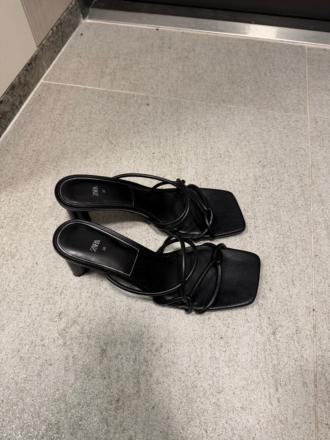 자라 샌들힐 상품이미지3