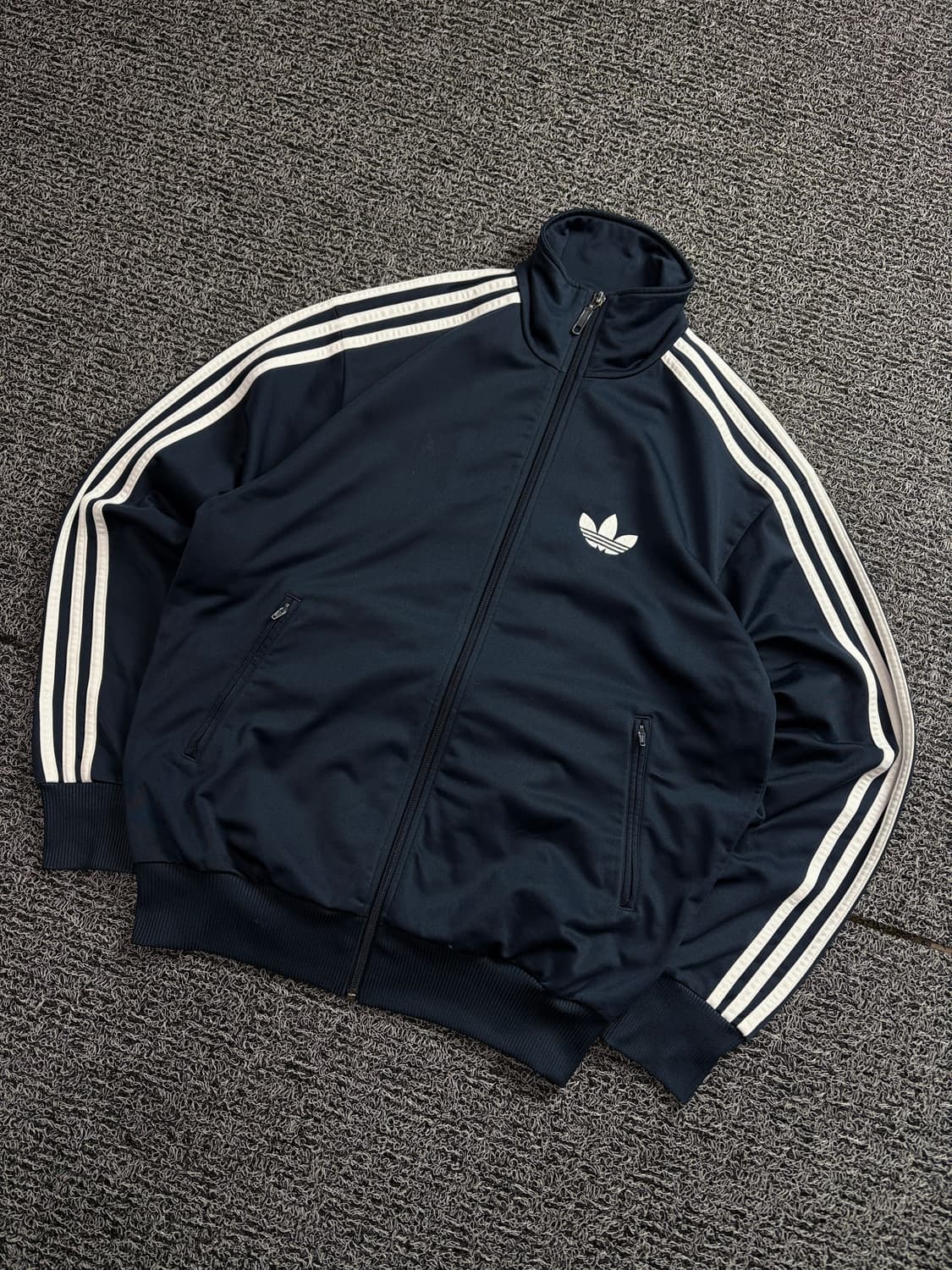 아디다스 파이어버드 og 박시핏 트랙탑 져지 네이비 1557 상품이미지1