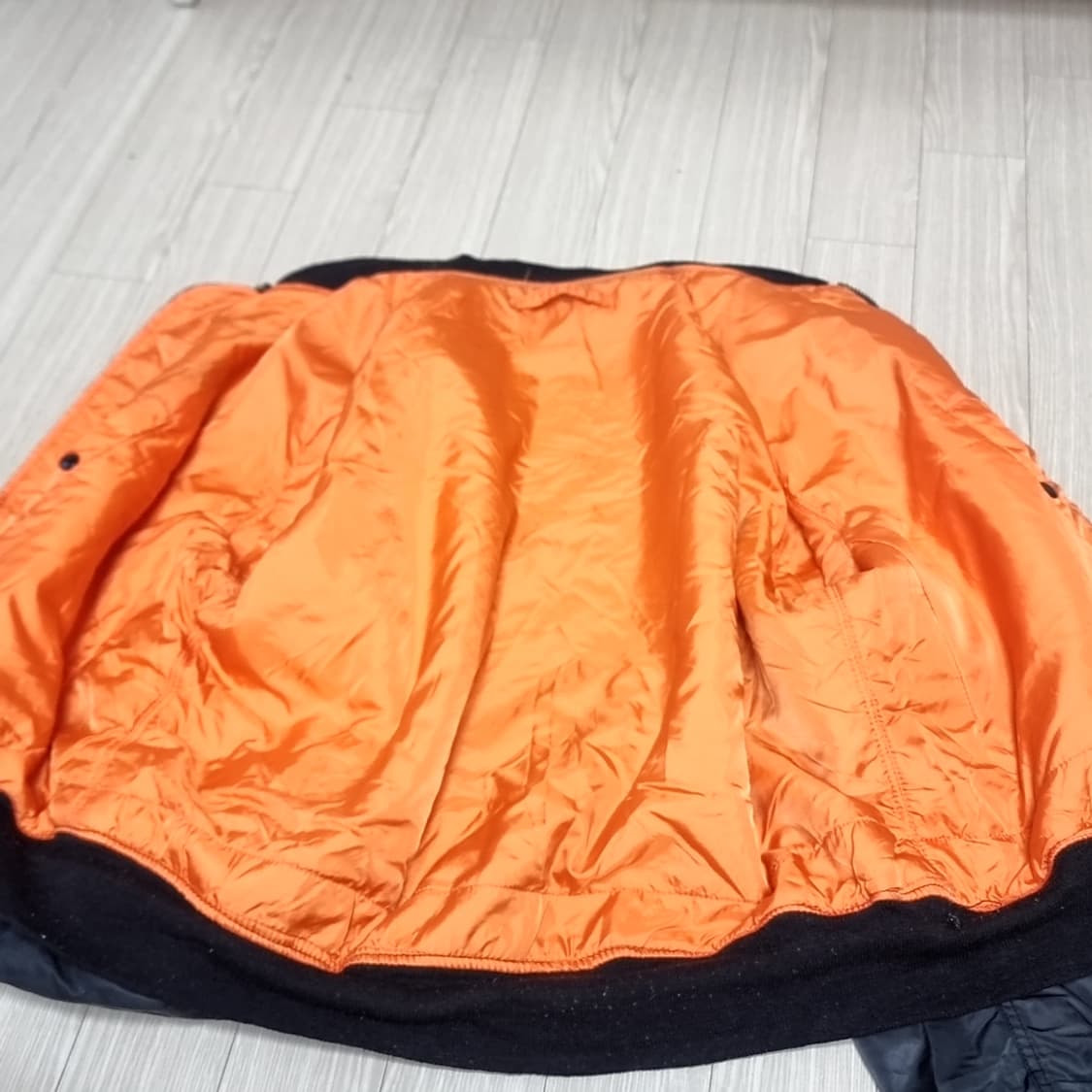 알파인더스트리 블랙 MA-1 항공 점퍼(레어한 xxl) 상품이미지6