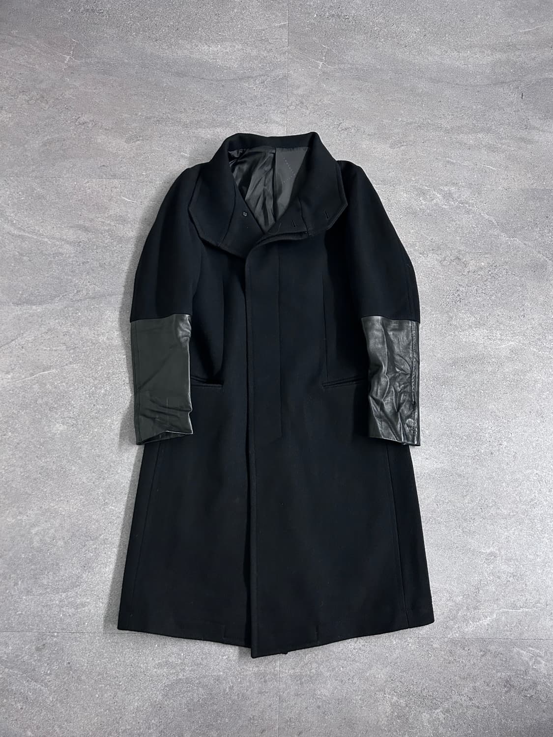 지오 송지오 하이넥 레더 슬리브 울 코트 상품이미지1