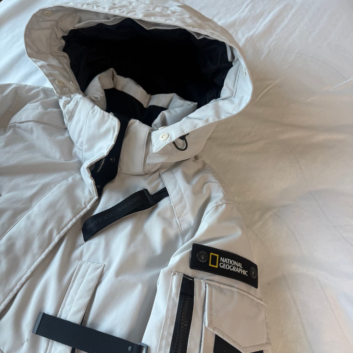 네셔널지오그래픽 숏패딩 구스다운 (M)사이즈 상품이미지3