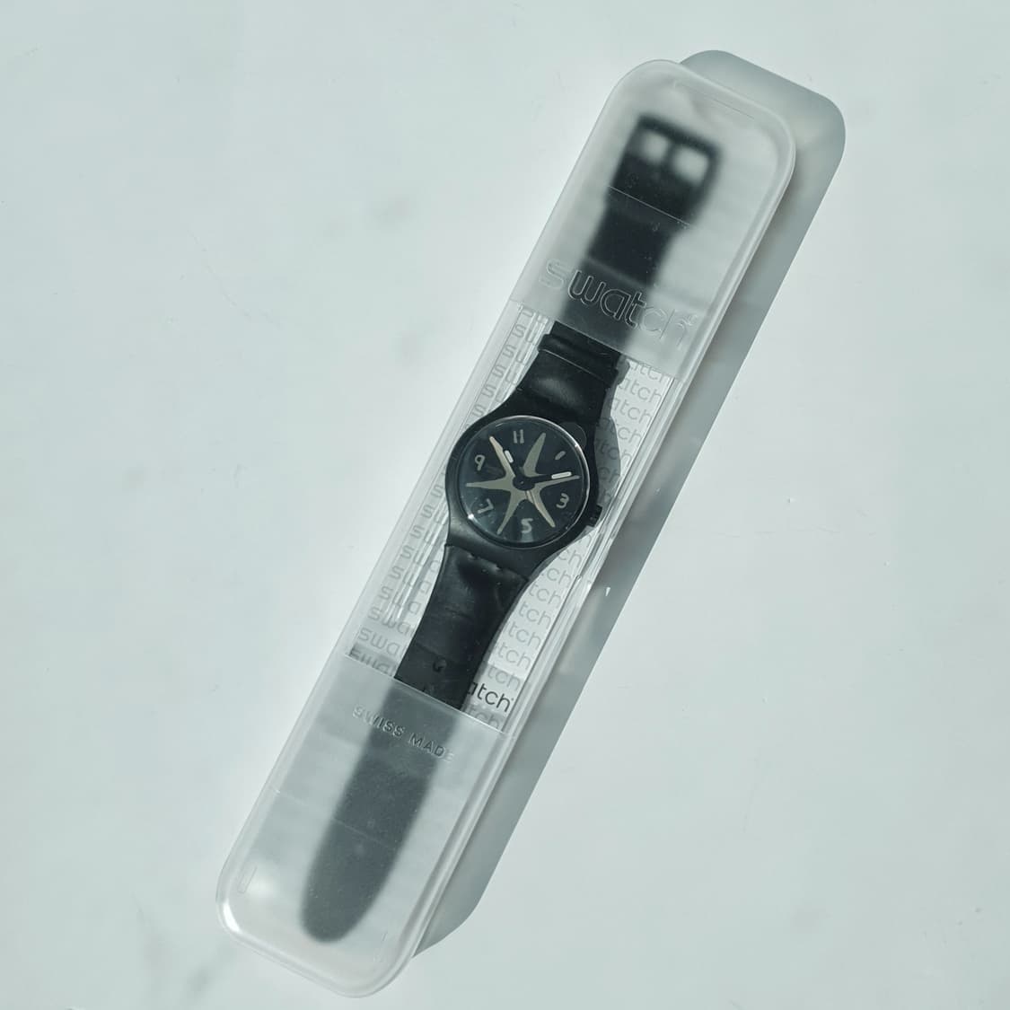 CDG x Swatch x 10 Corso Como Watch 상품이미지6