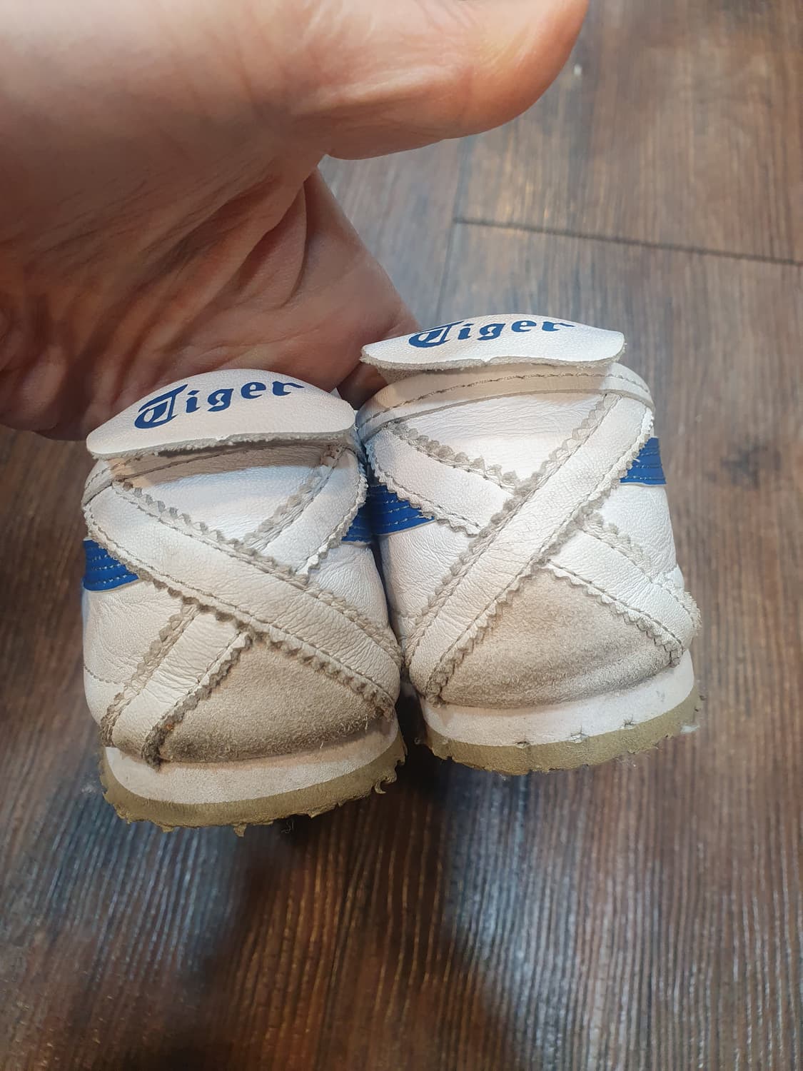 오니츠카타이거 흰/파/빨 스니커즈230 상품이미지3