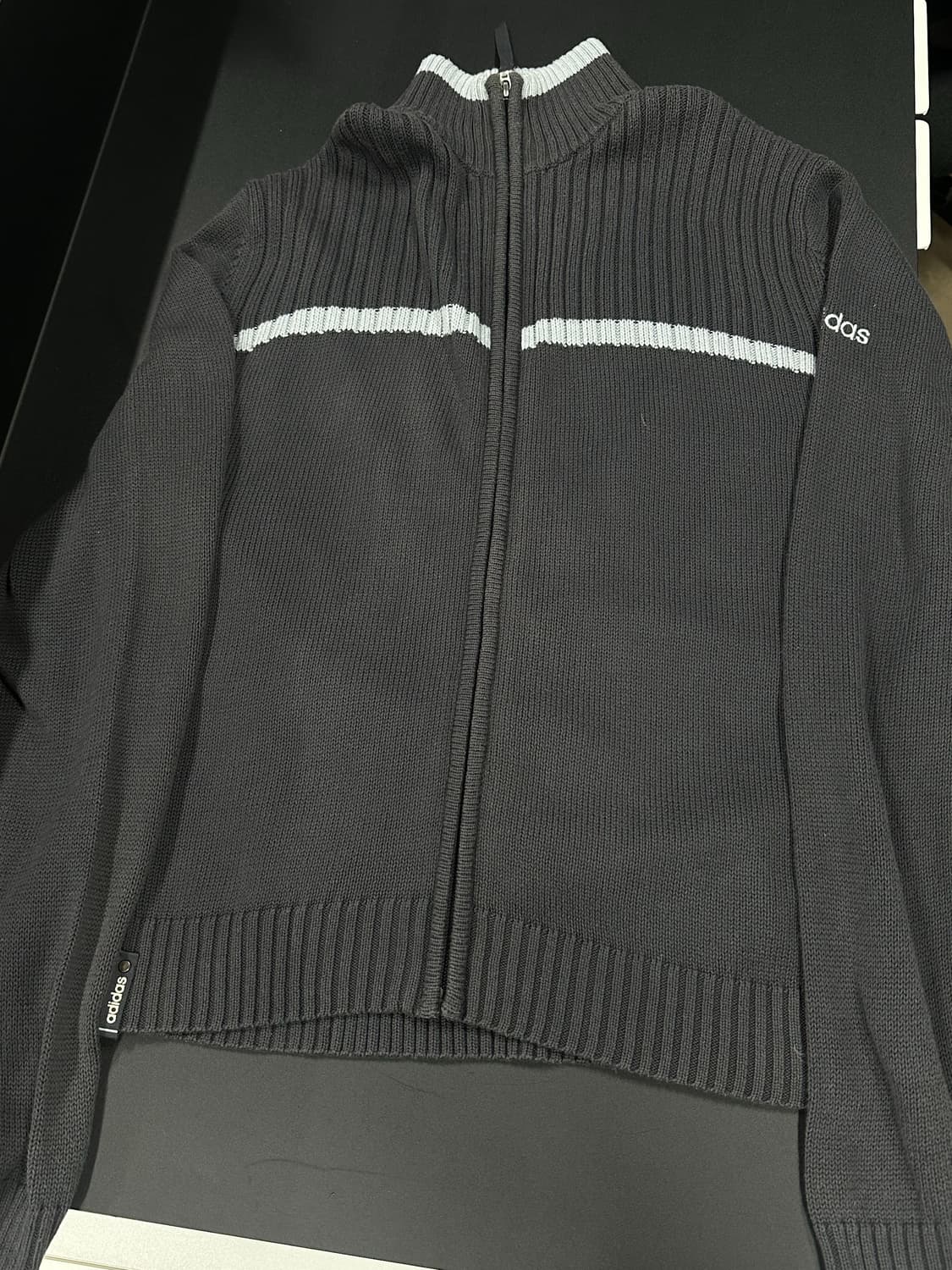 아디다스 차콜 니트 집업 자켓 상품이미지3