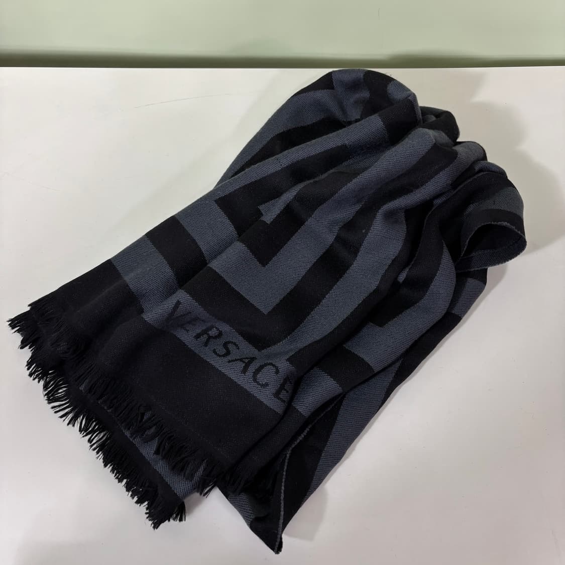 OS 베르사체 그레이 메두사 머플러 목도리 상품이미지5