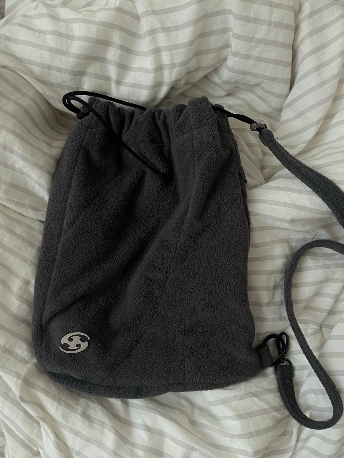 산산기어 플리스백 카키 판매합니다 상품이미지1