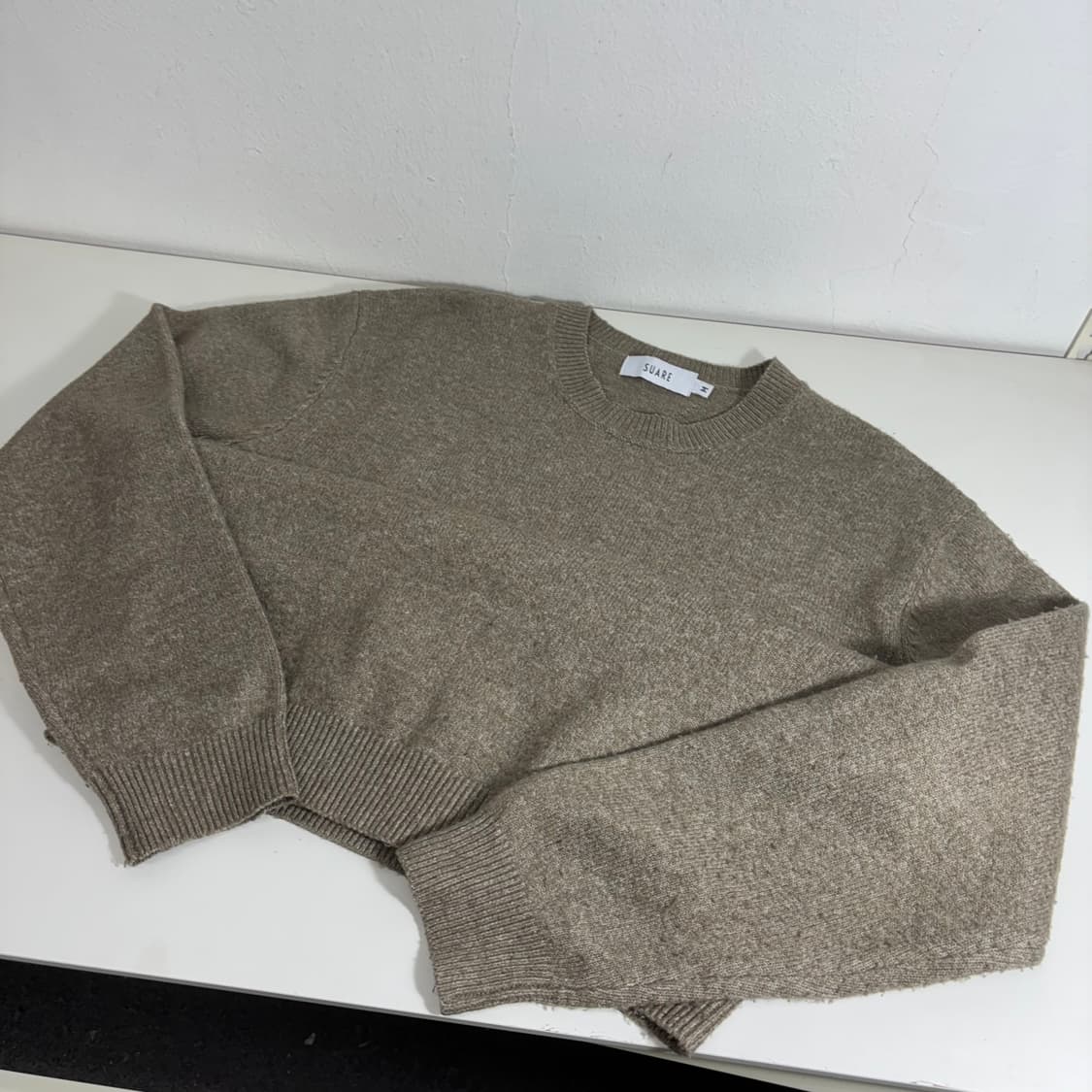 M 100 수아레 라이트브라운 루즈오버핏 라운드니트 상품이미지1