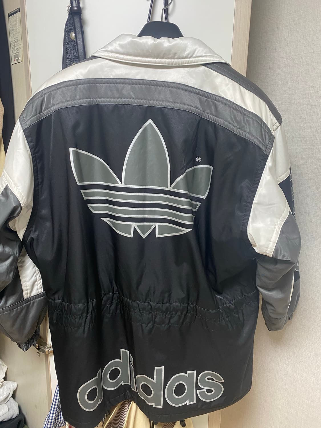 아디다스 올드스쿨 겨울점퍼 상품이미지2