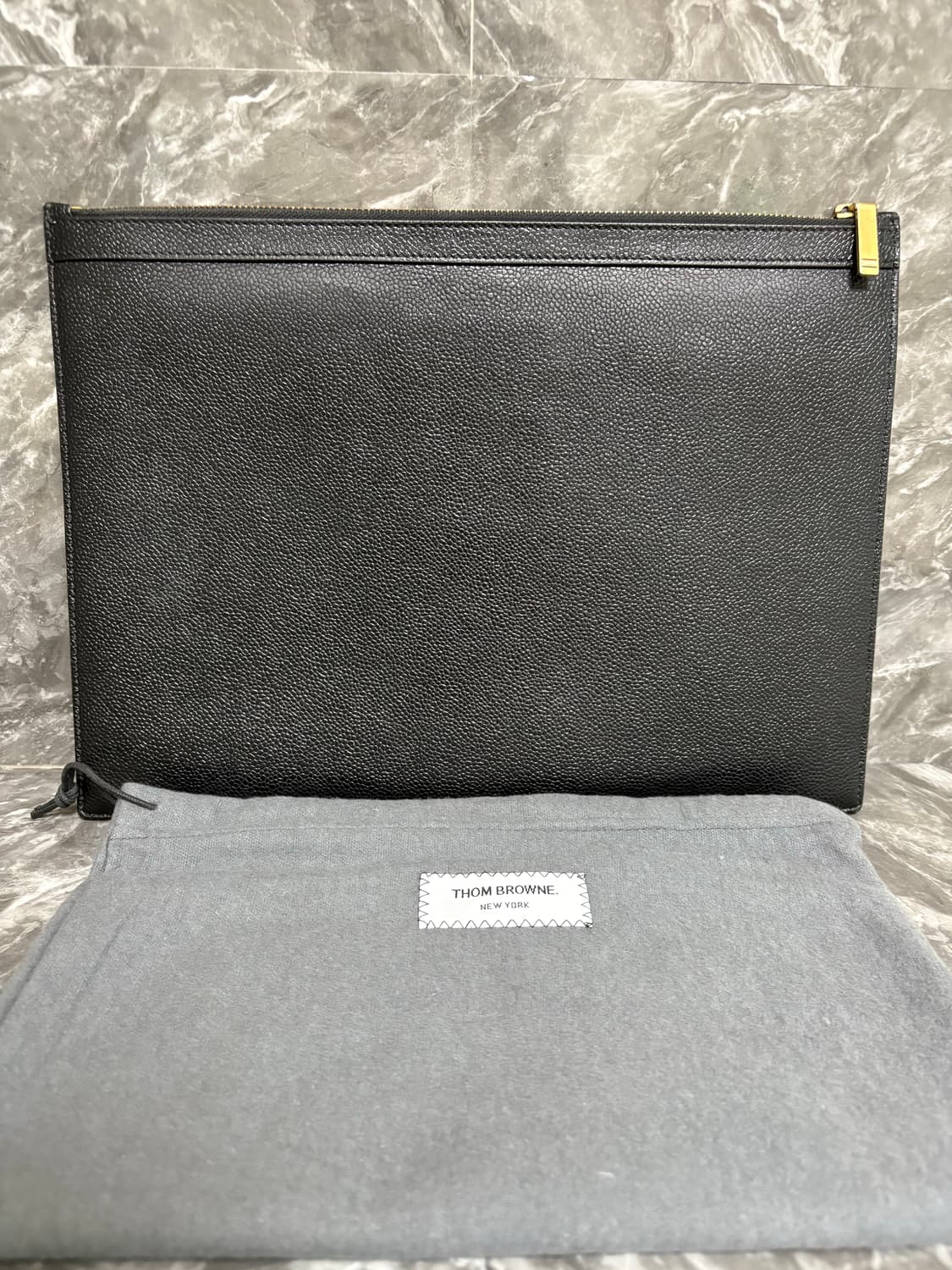톰브라운 페블 그레인 도큐먼트 홀더 클러치 상품이미지4