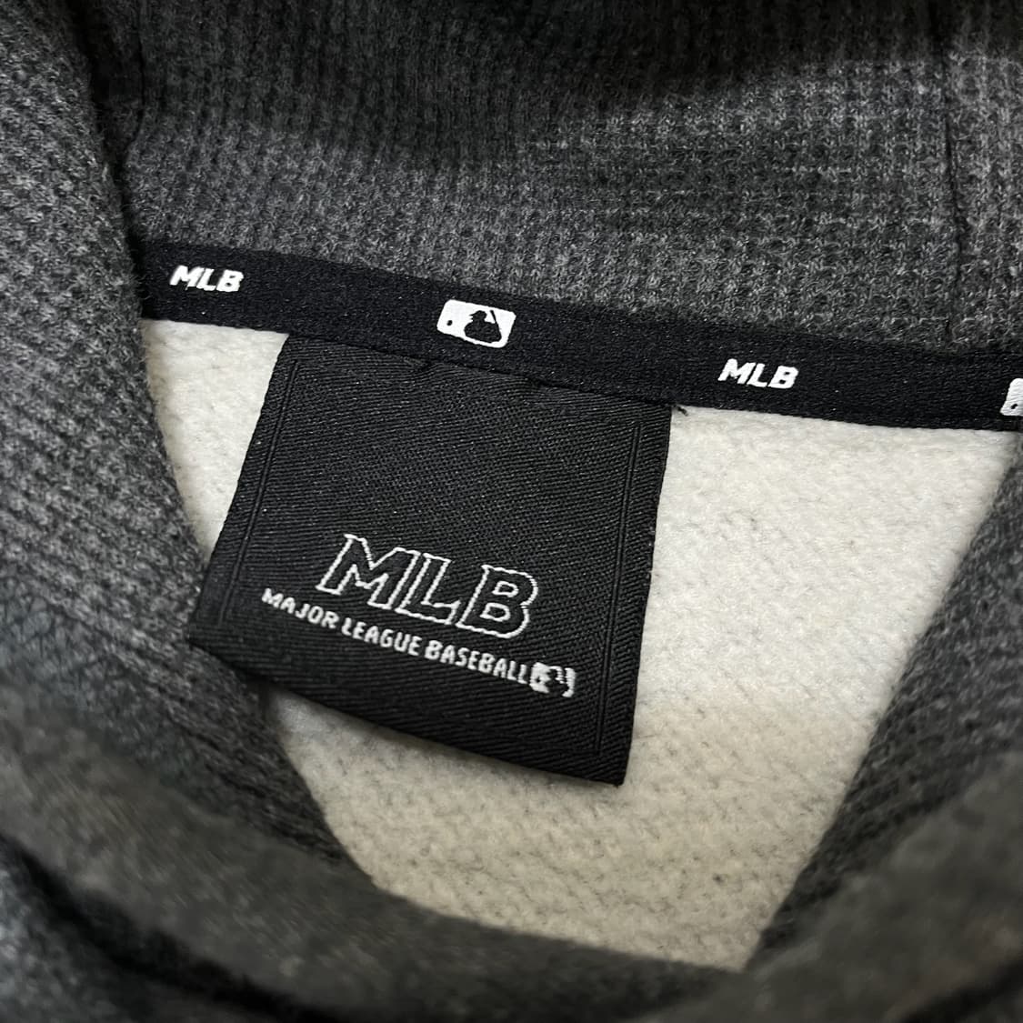 엠엘비 뉴욕양키스 빅로고 약기모 후드티 [차콜] L/100 상품이미지8