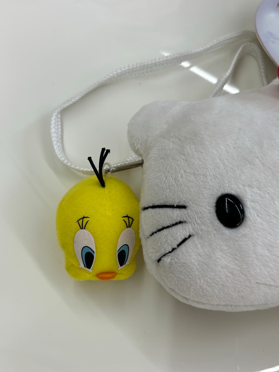 Dead Stock Hello Kitty x Tweety Coin 상품이미지3