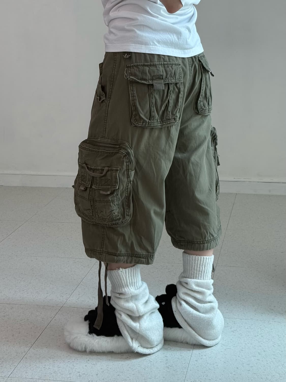 빈티지 카키 포켓 버뮤다 팬츠 상품이미지3