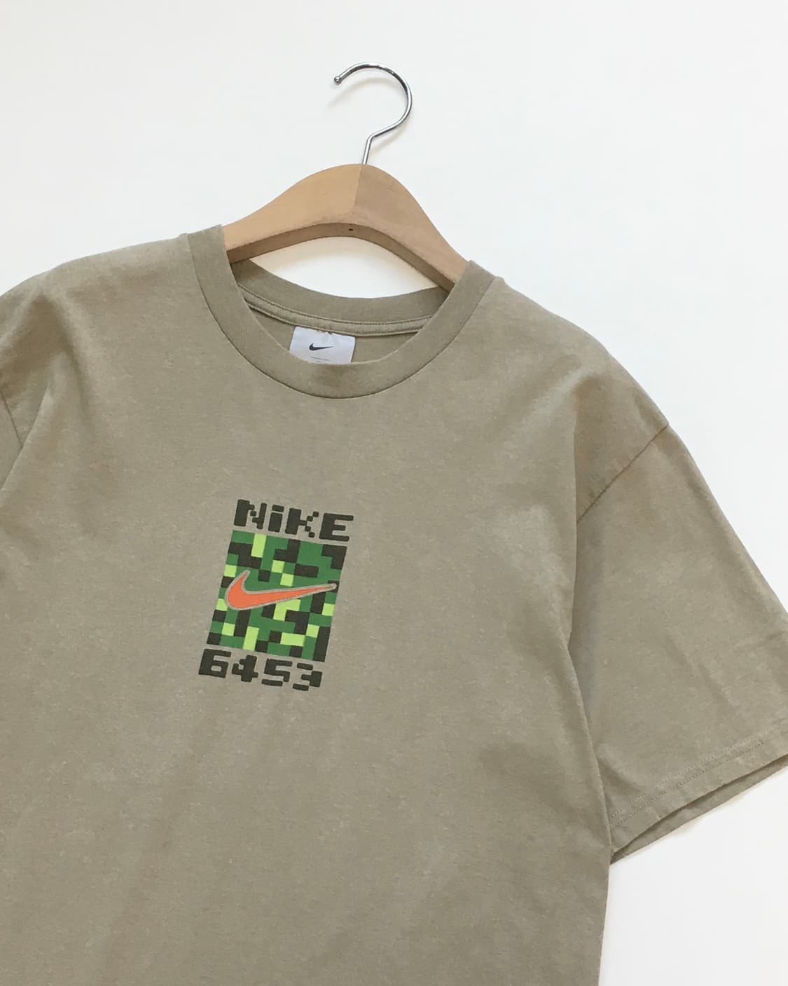 Nike 나이키 카키베이지 티셔츠  상품이미지5