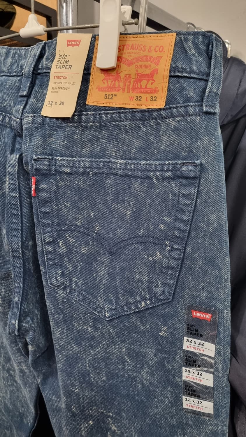 리바이스512 페인팅 청바지 32(허리단면41) 기장104 새거입니다 상품이미지3