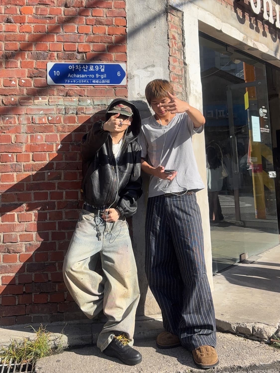 자라 가죽 효과 후드 점퍼 상품이미지3