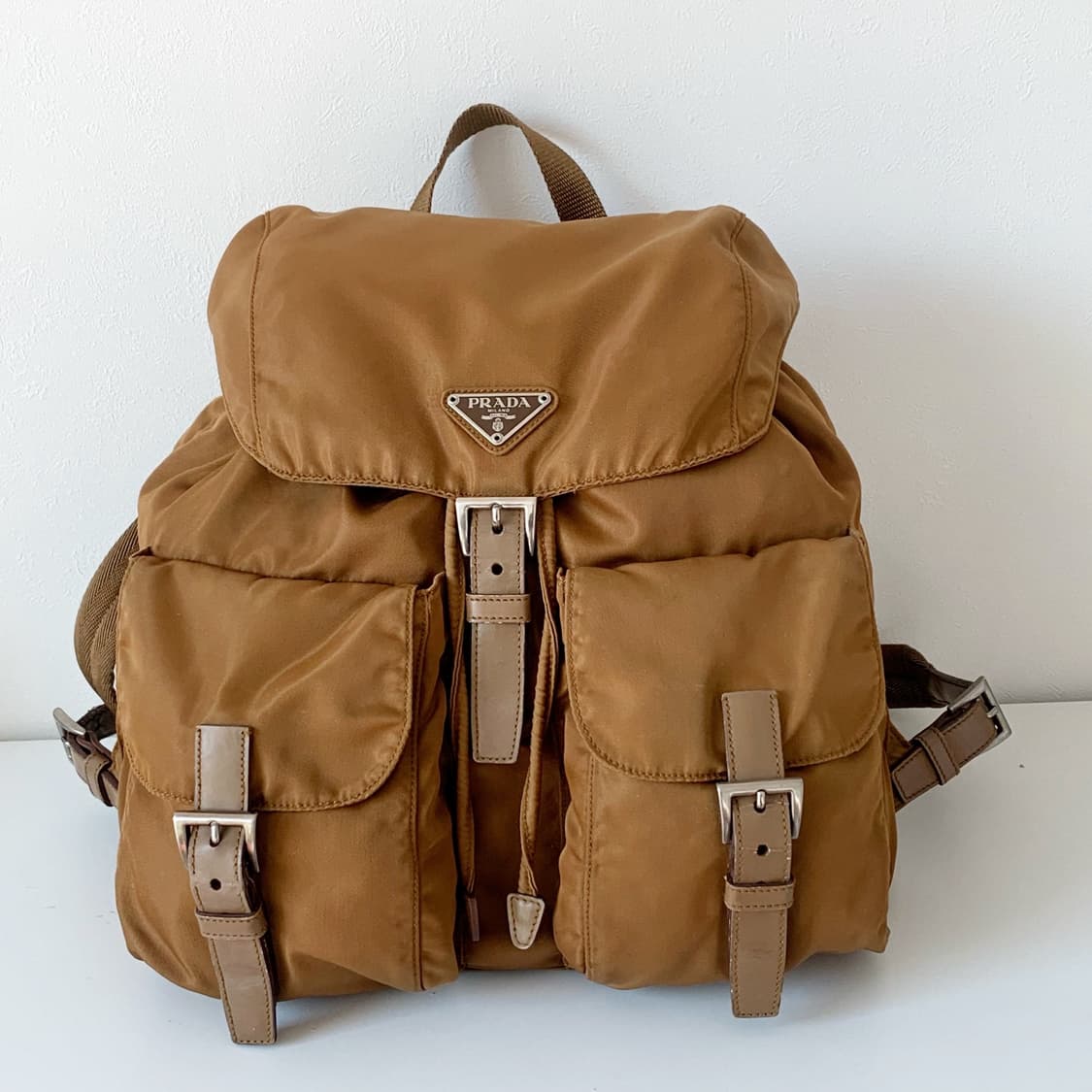 정품 프라다 백팩 브랜디색상 상품이미지2