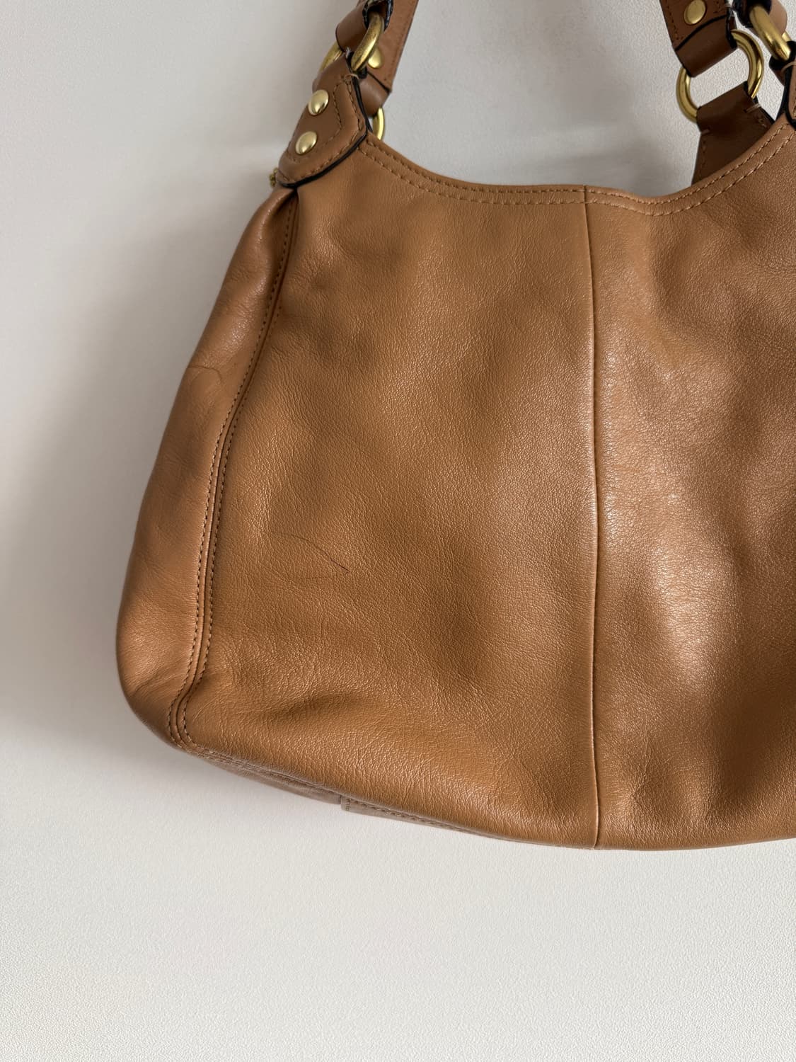 코치(COACH) 레더 숄더백 상품이미지4