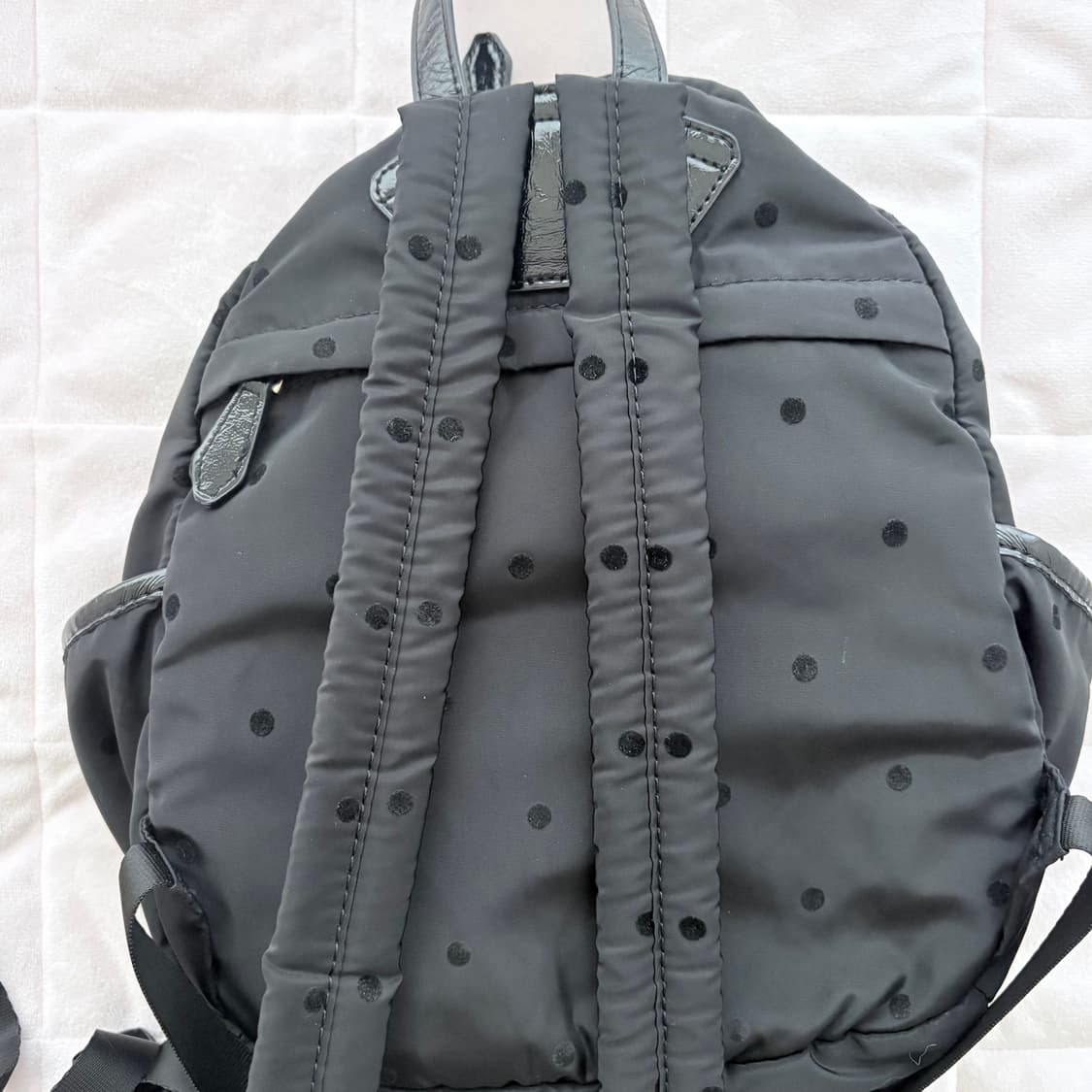 y’saccs 도트 블랙 미니 백팩 배낭 상품이미지4