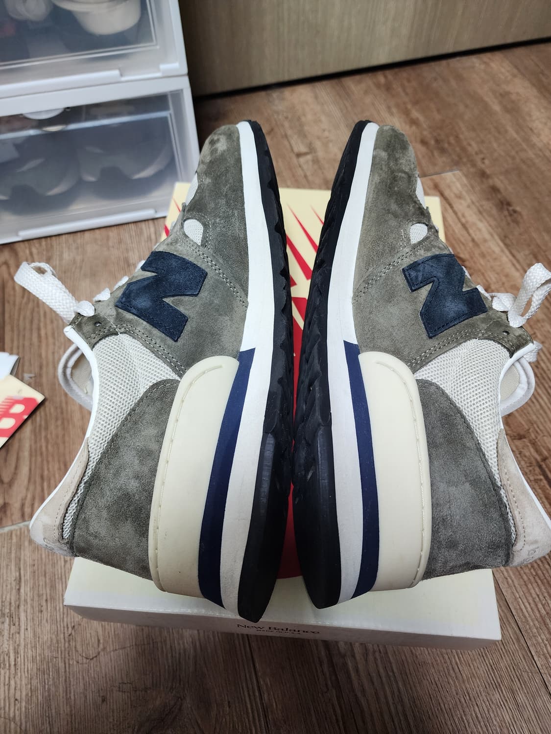 [285] 뉴발란스 990v1 메이드 인 USA 올리브 상품이미지7