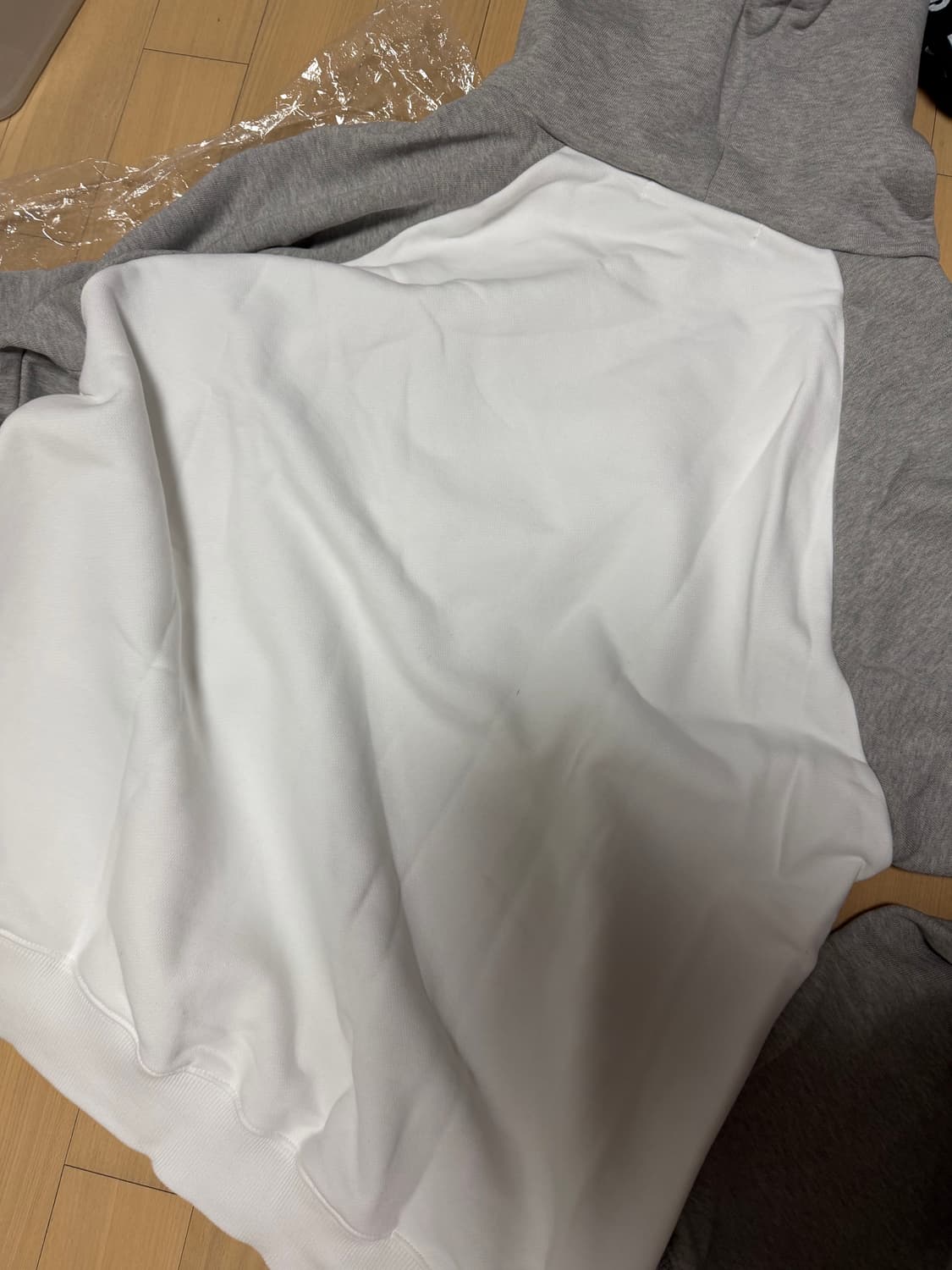 더뮤지엄비지터 exhibition 후드 상품이미지3