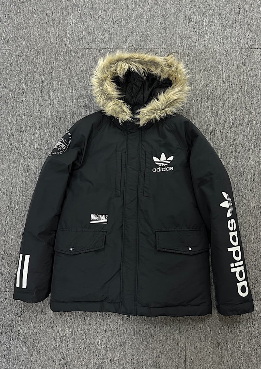 아디다스 패딩  상품이미지1
