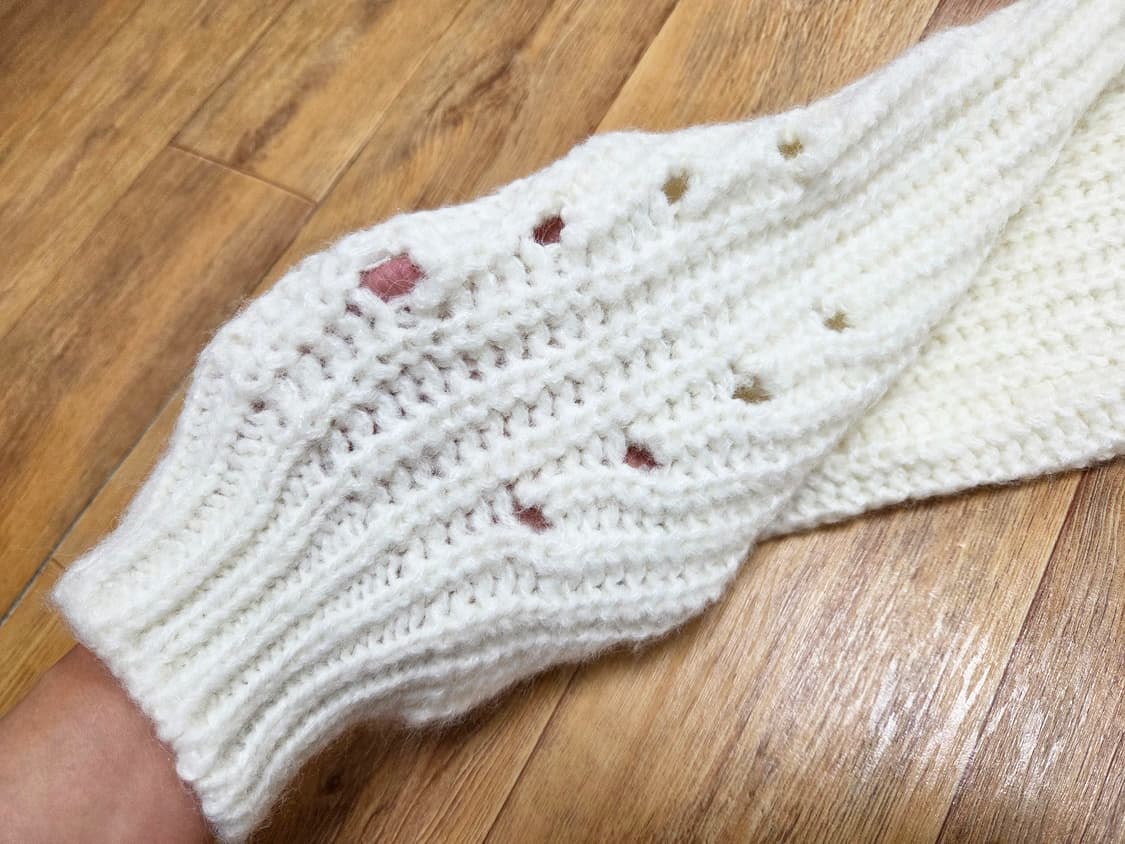 누브(Nouve) 모헤어 커브슬리브 터틀넥 니트 프리사이즈 새상품 상품이미지7