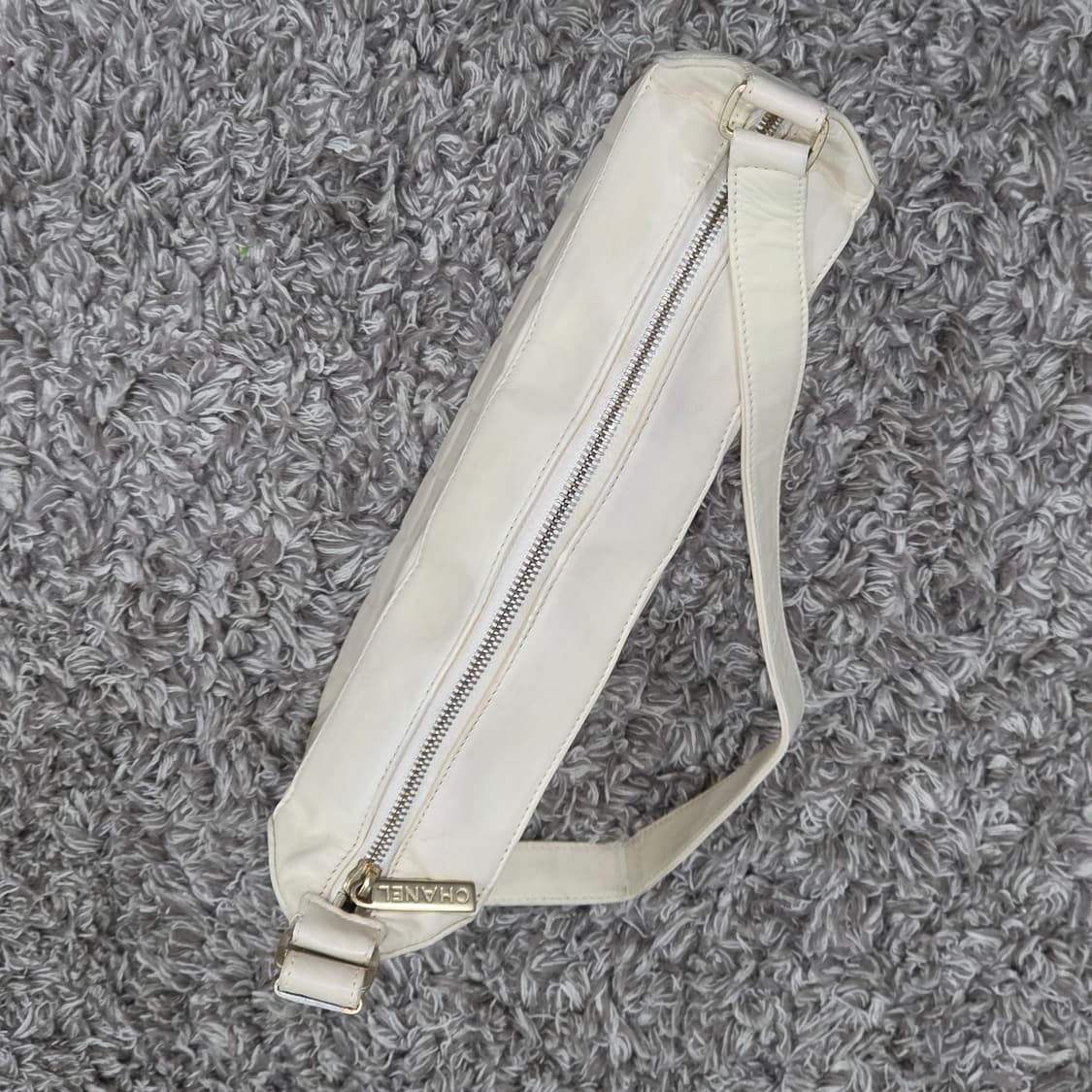 샤넬 초코바 이스트웨스트 숄더백 상품이미지4