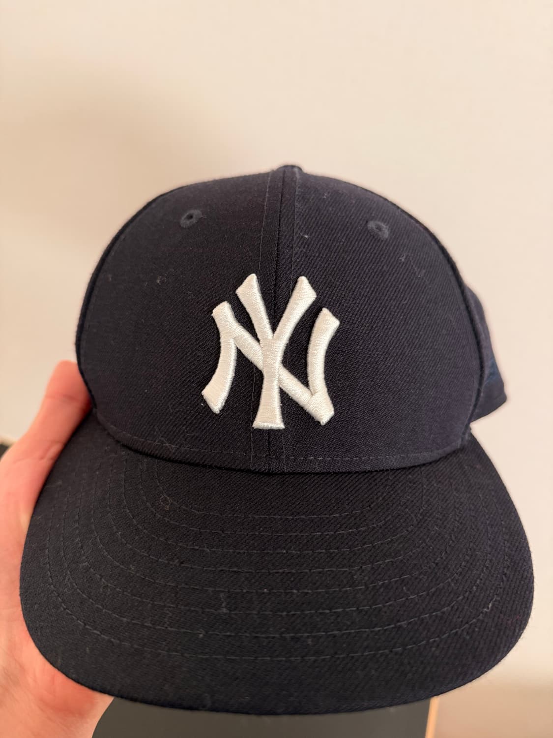 에임레온도르 뉴에라 네이비 캡 상품이미지1