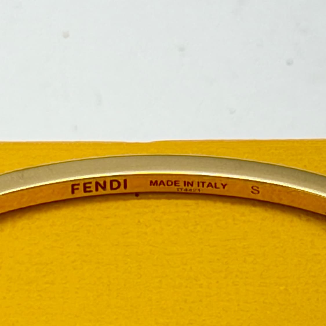 펜디 오 락 브레이슬릿 팔찌 S-size 상품이미지4