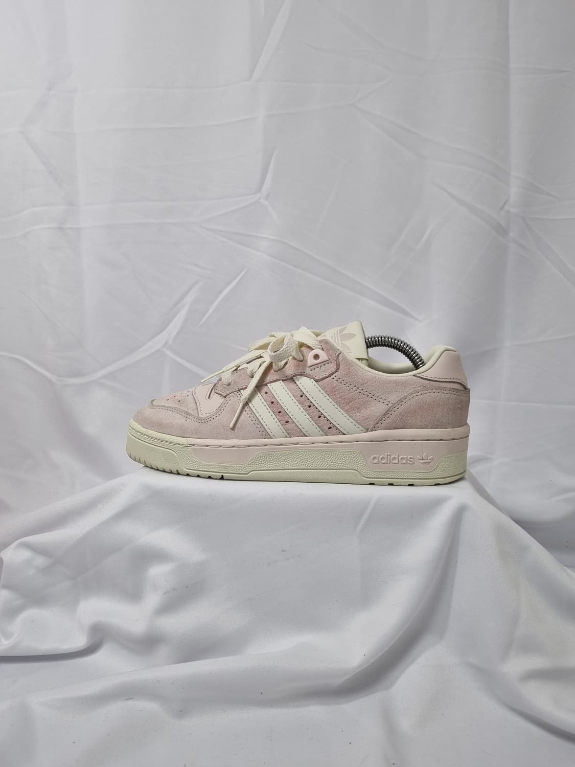 235 아디다스 라이벌리 로우 핑크 스니커즈 상품이미지1