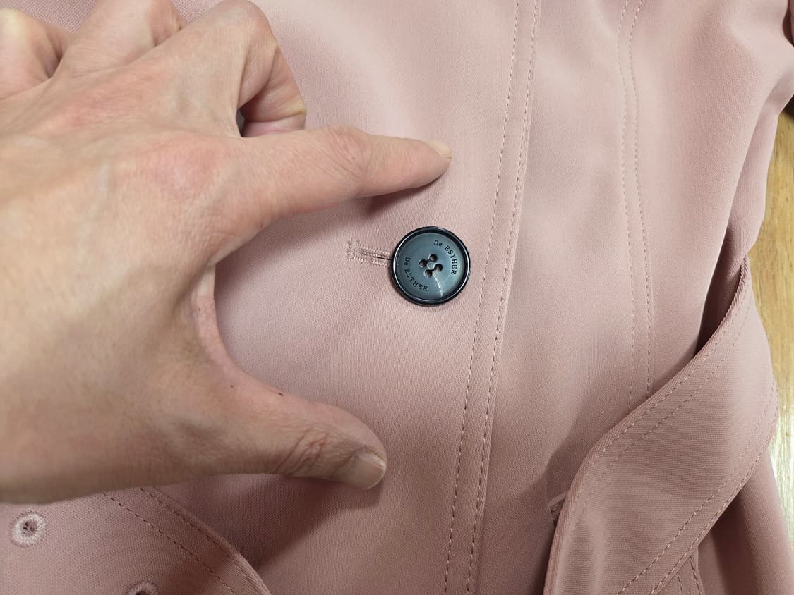 드에스더(DE ESTHER) 벨티드 트렌치코트 55 상품이미지6