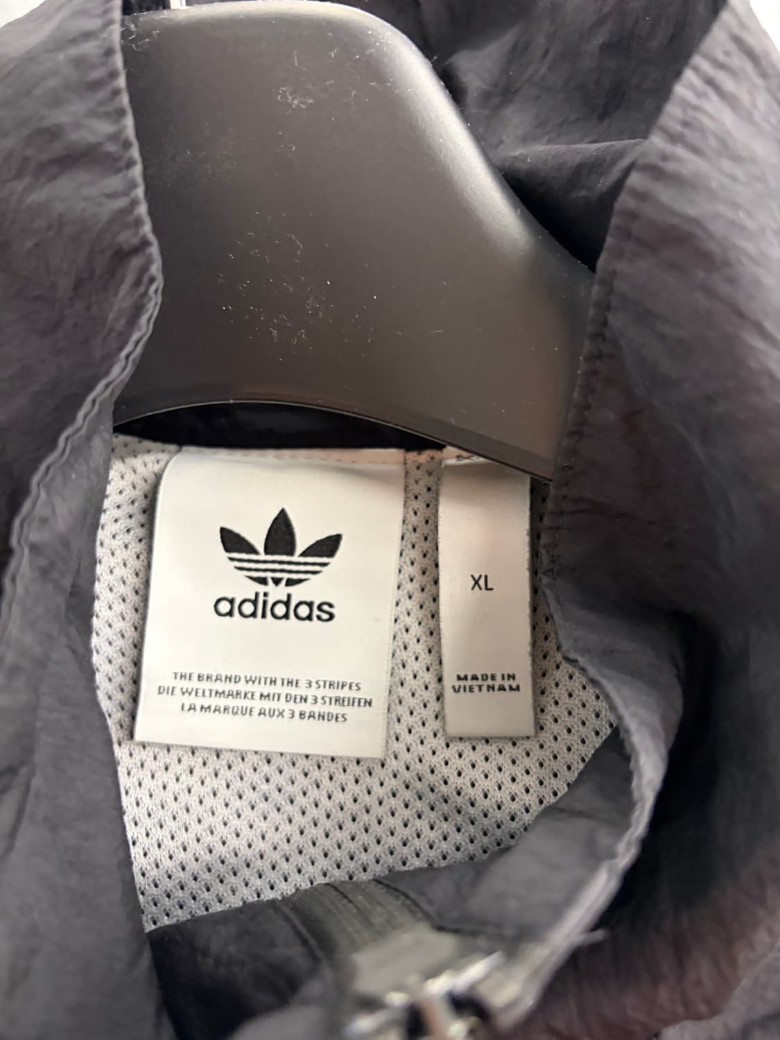 Adidas big trefoil windbreaker XL 상품이미지6