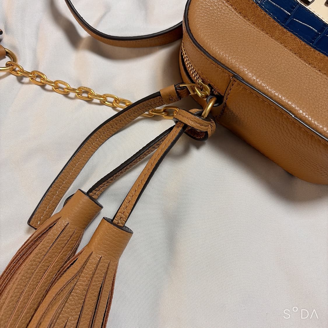 토리버치 스트라이프 크로스백 상품이미지6