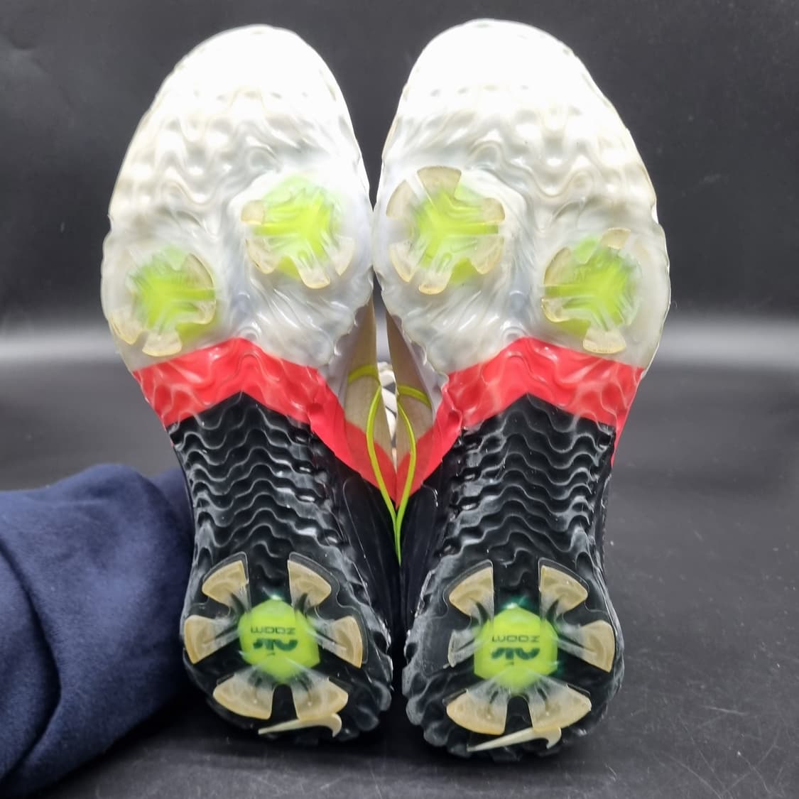 나이키 에어줌 인피니티투어 남성골프화265 상품이미지3