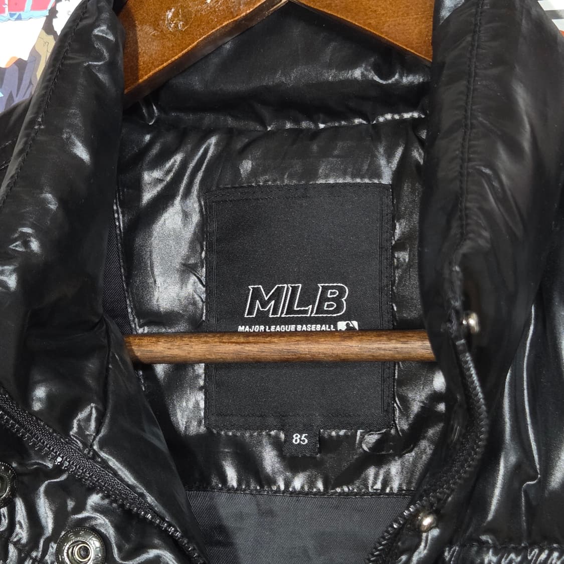 엠엘비 화이트삭스 블랙 유광 패딩 베스트 상품이미지7