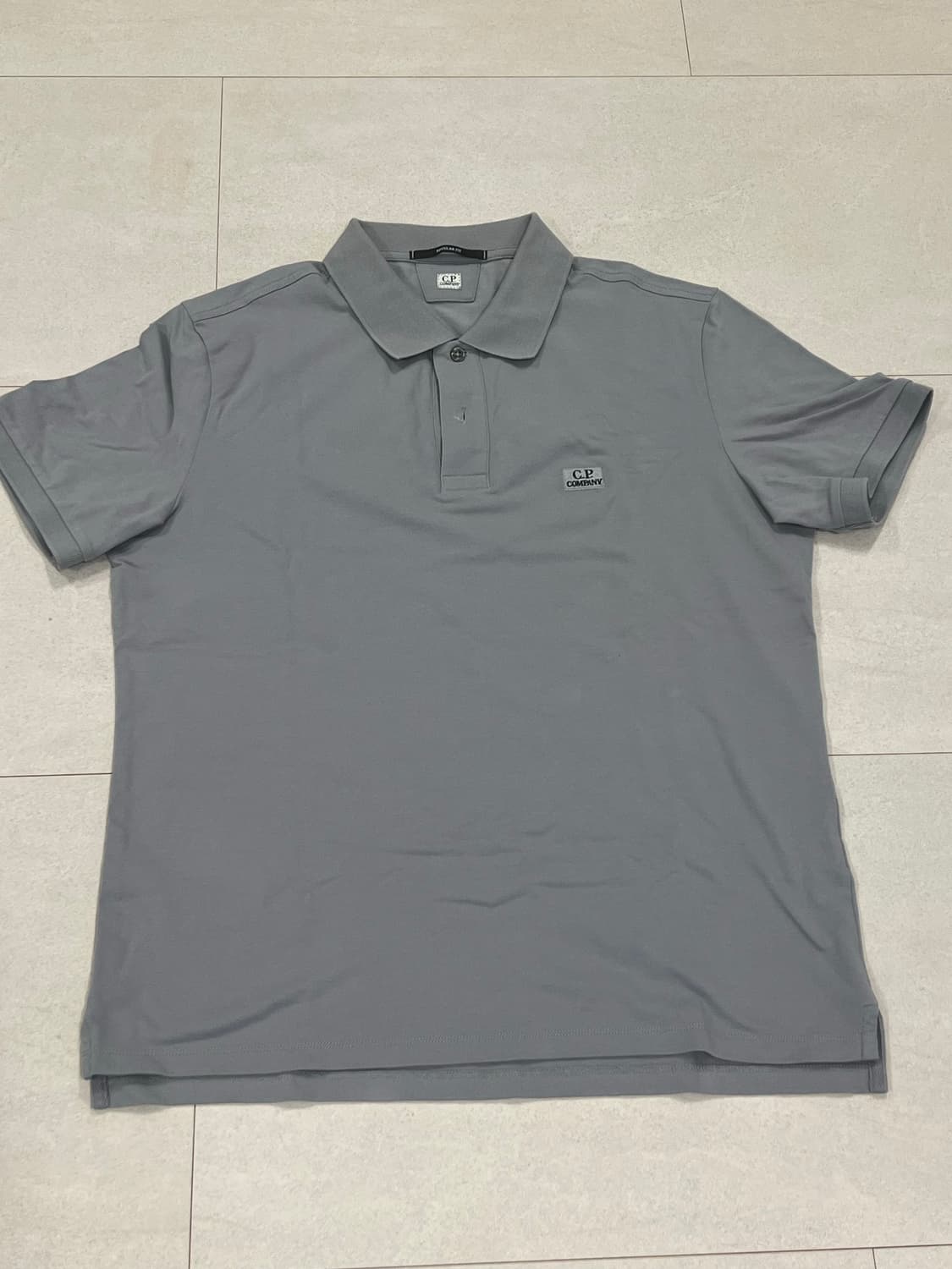 CP 컴퍼니 카라 티셔츠 상품이미지1