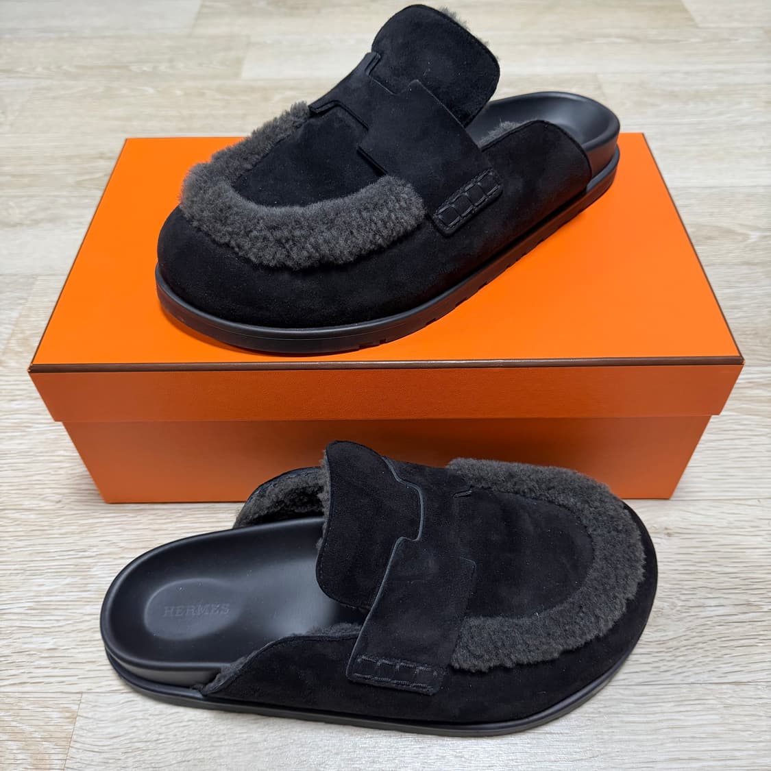 [S+급/42.5] 에르메스 시어링 고 뮬 스웨이드 블로퍼 상품이미지3