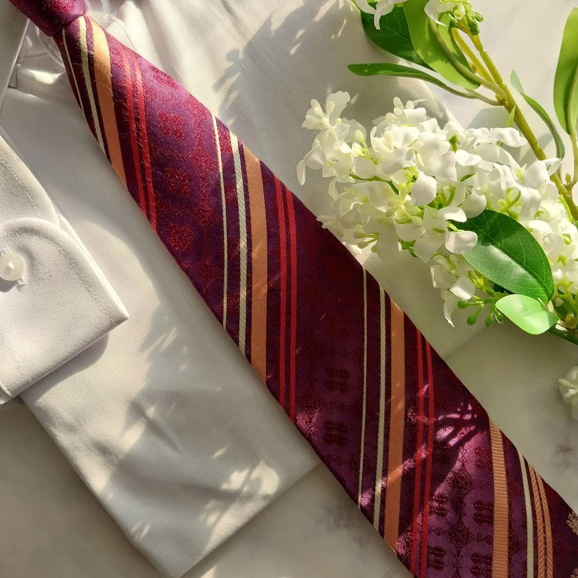 아쿠아스큐텀 실크 스트라이프&엠블럼 넥타이 9cm A+등급 K1539
 상품이미지7