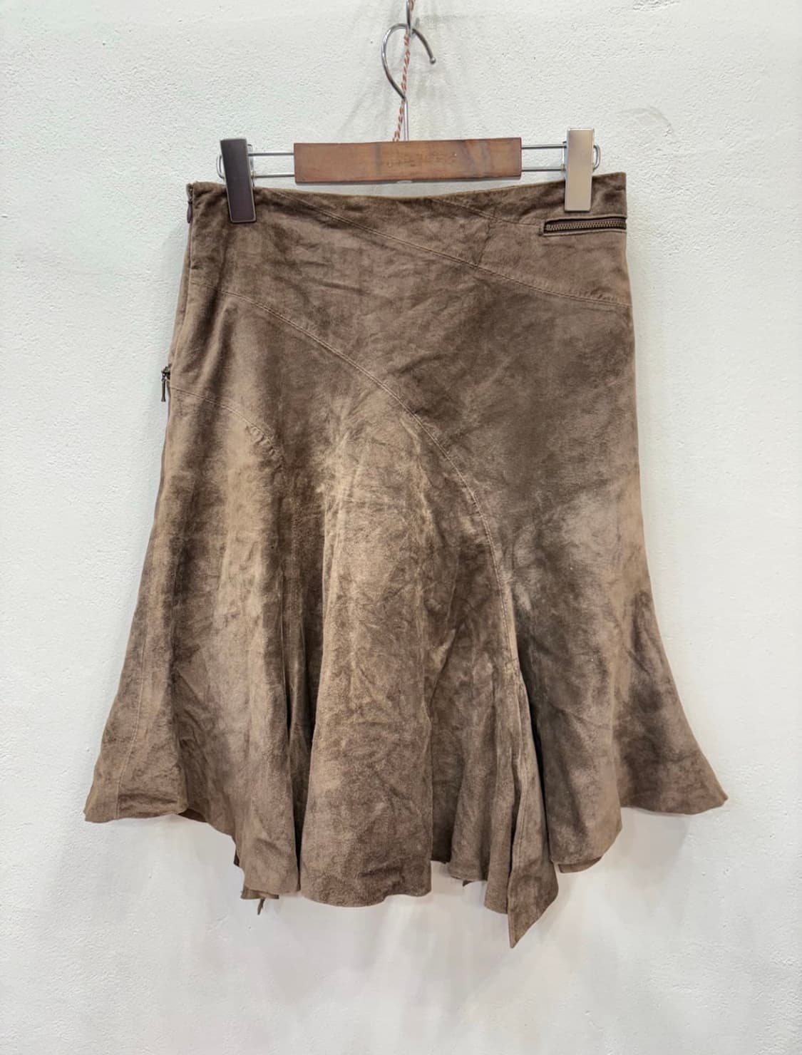 돈피 언발 미디 스커트 상품이미지2