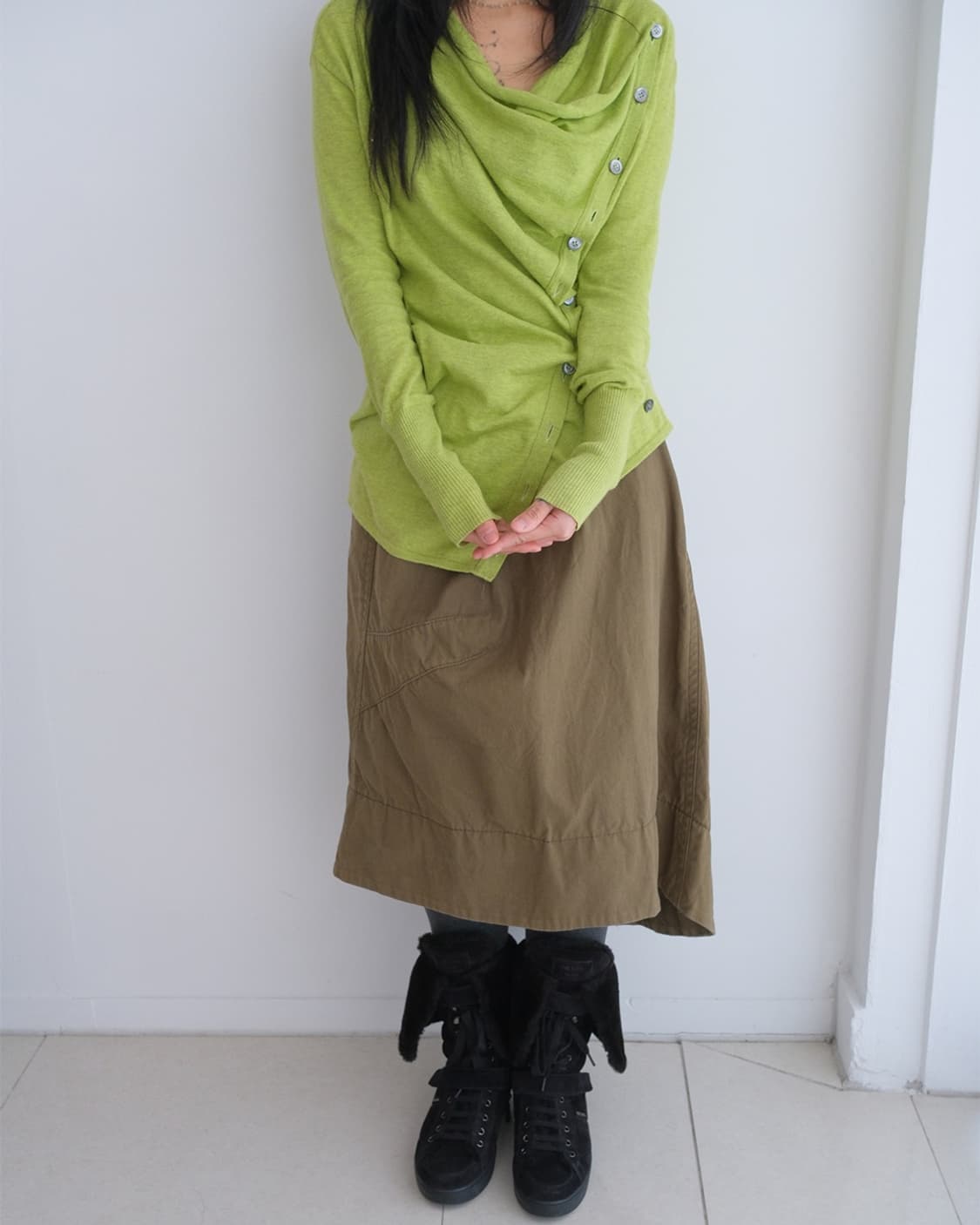 Drape button cardigan 상품이미지1